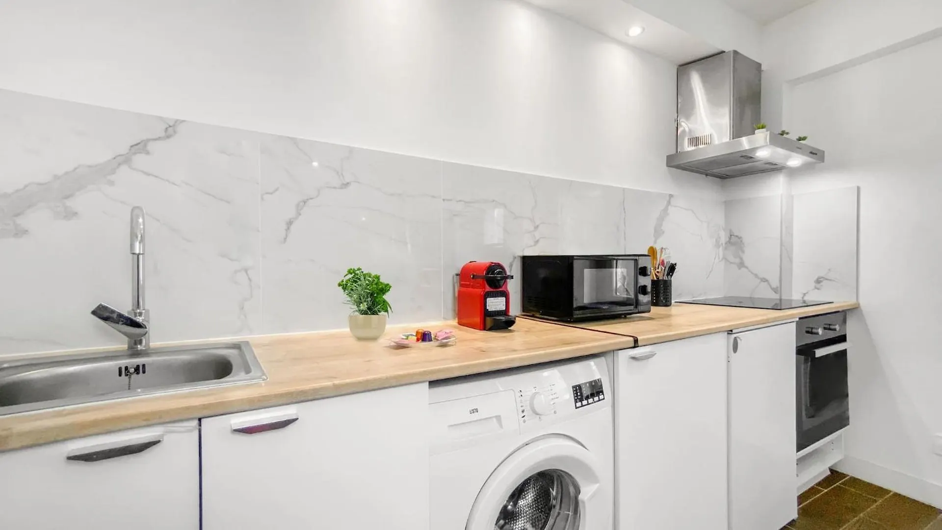 Homey Forest - Hypercentre - Proche Gare Et Tram - Wifi & Netflix Annemasse Apartment